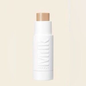 Milk VANILLA Flex Foundation Stick - Beige Tone